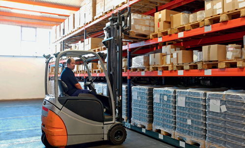 滬樂物流 從上海到漢中的減震運輸冷鮮保溫車與物流軟件研發的融合創新