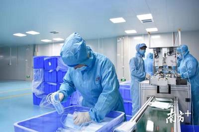 緊急“跨界” 紙尿褲企業(yè)轉產口罩，四天產能飆升四十倍